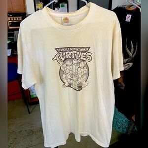 Vintage Mens Teenage Mutant Ninja Turtles t shirt off-white sz: L
